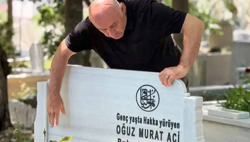 Aci Ailesinin Babalar Günü: Hüzün ve Hatıralarla Dolu Bir Gün