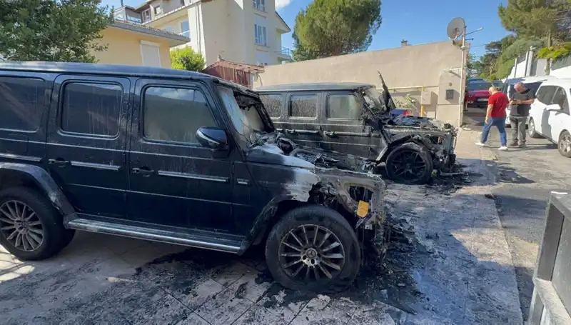 İş İnsanları, 30 Milyon Liralık Araçlarını Benzinle Yaktı: Sebep Şok Edici!