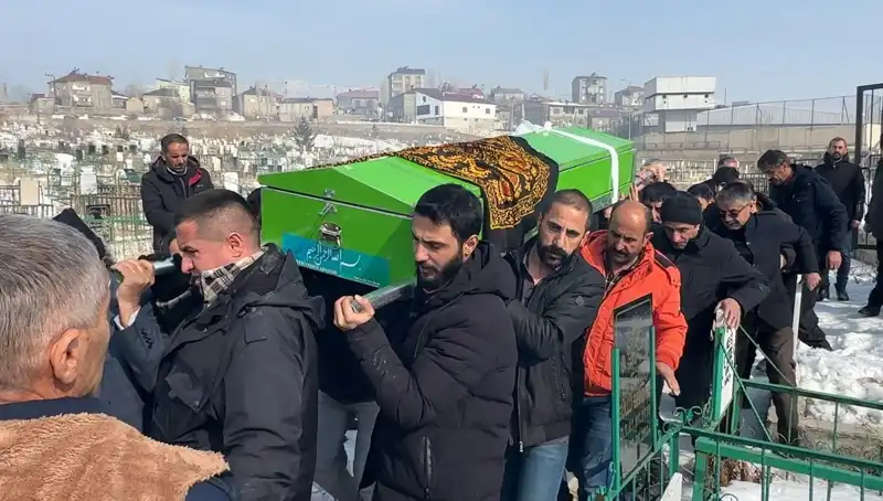 Elektrik Akımına Kapılan Genç Kızın Trajik Ölümü, Gözyaşlarıyla Uğurlandı