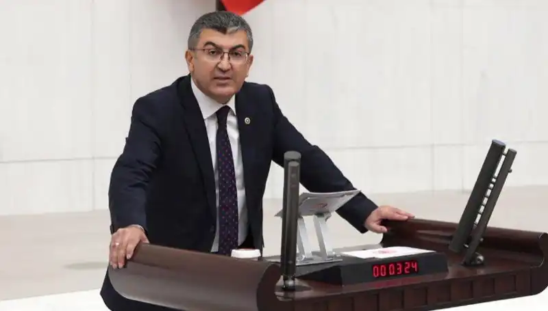 Hasan Ekici, Gelecek Partisi’nden İstifasını Açıkladı: Sebepler Neler?