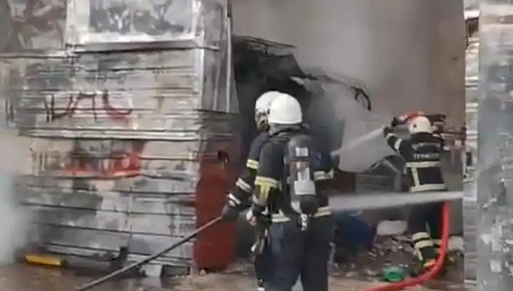 Şanlıurfa'da Hurda Depo Yangını: Korku Dolu Anlar ve Sebepleri