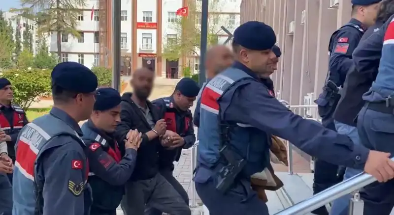 Civciv Baronunun Gözaltına Alınması, Çiftliklerde Şok Etkisi Yarattı