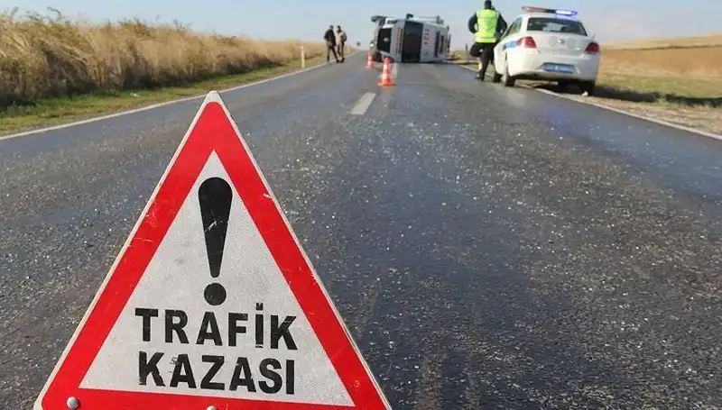 Niğde’de Zincirleme Kaza: 16 Kişi Yaralandı, Olayın Detayları Şok Edici!