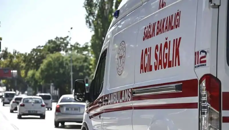 Apartman Tahliyesine Neden Olan Ilginç Olay: Mangalda Pul Biber Yakma