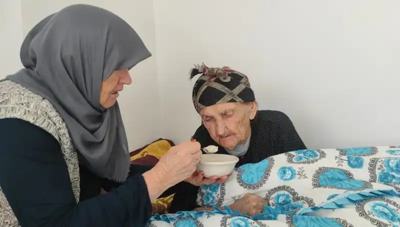 102 Yaşındaki Kezik Nine: Doktorsuz Uzun Yaşamın Sırrı Ne?