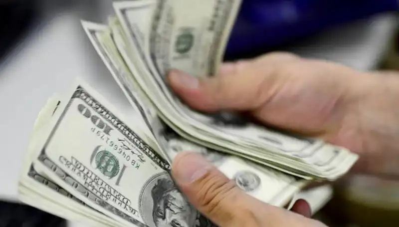 30 Nisan 2024 Dolar ve Euro Fiyatları: Yükseliş Sürüyor mu?