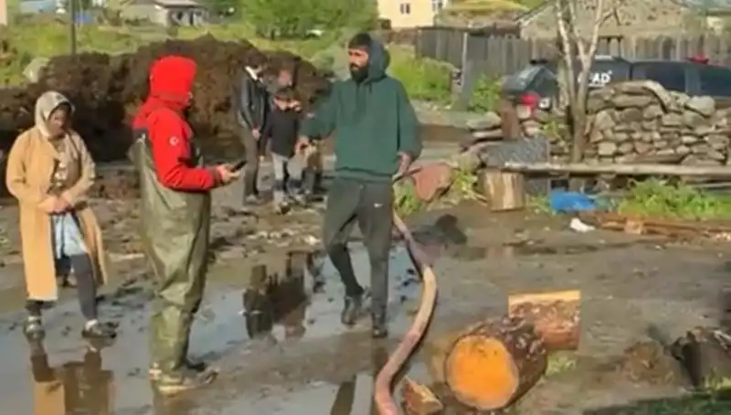 Ardahan'da Şiddetli Yağışlar Sele Dönüştü: Can ve Mal Kaybı Yaşandı