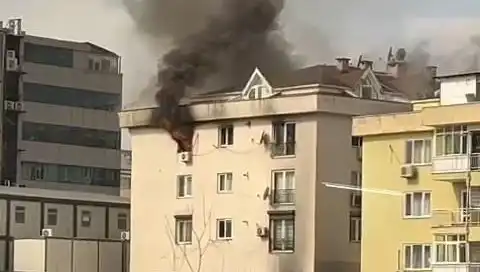 Mecidiyeköy’deki Dört Katlı Binada Yangın Paniği: Olay Anı İnanılmazdı!