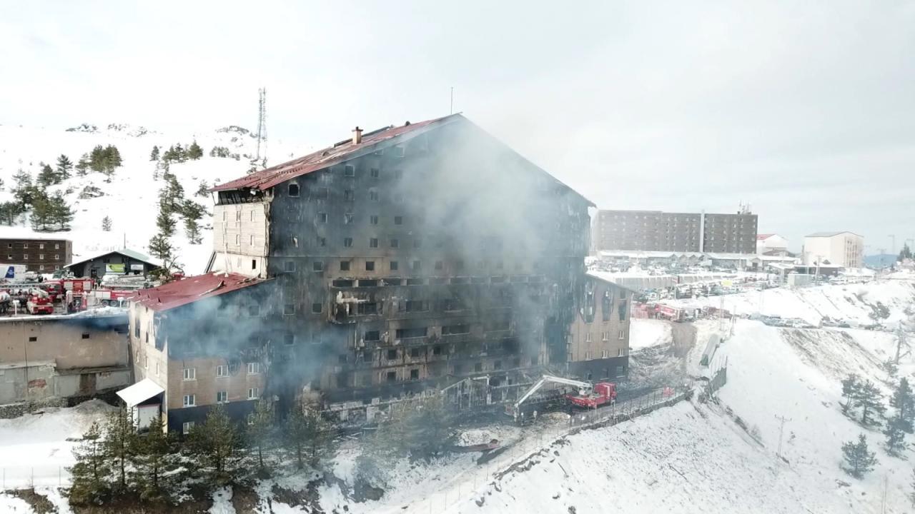 Büyükçekmece'deki Yangınla İlgili 4 Kişi Gözaltına Alındı